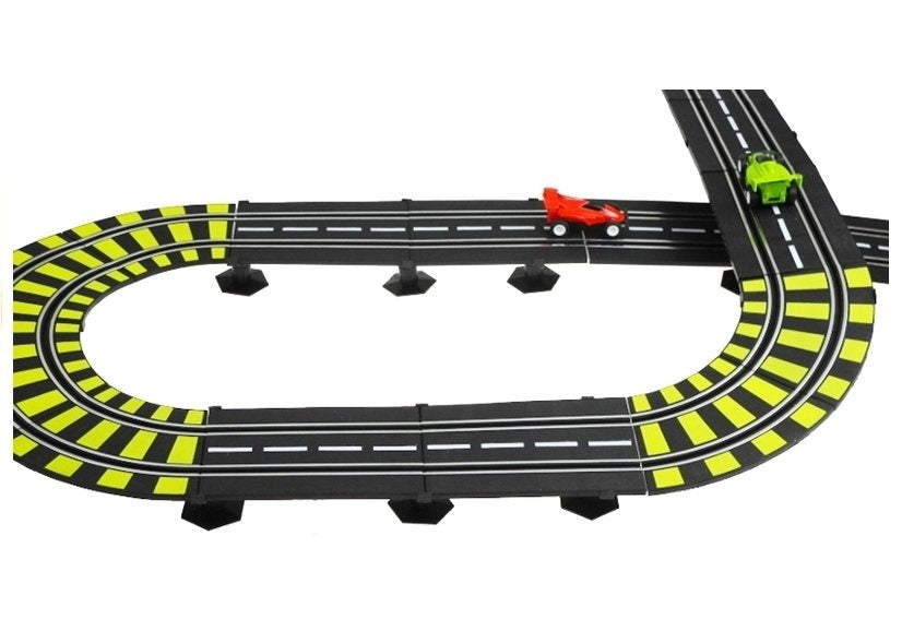 RACEBAAN - 1157cm Lengte - Inclusief 2 Formule 1 Auto's